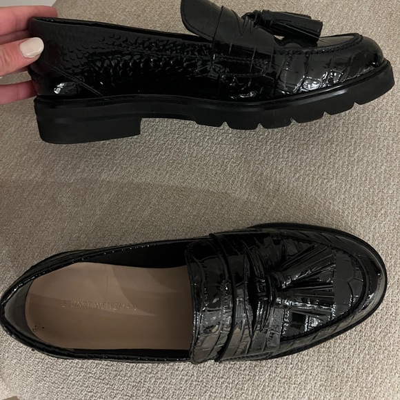 Stuart Weitzman Patent Leather Adrina Loafer with Tassle - Picture 5 of 5